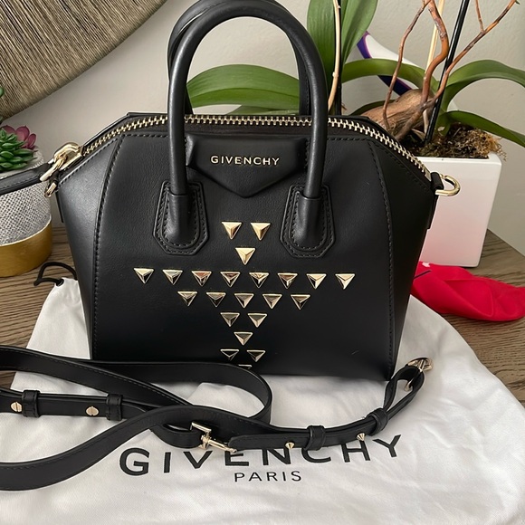 Givenchy Antigona mini  in very good condition - Picture 1 of 12